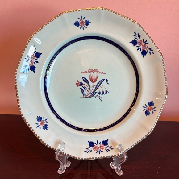 Calyx Ware Adams Member Wedgewood Group Light Blue Dinner Plates - Set of 2 - Picture 1 of 4